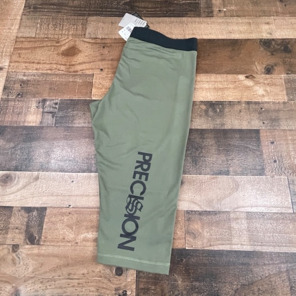 NWT Reebok Green Speedwick Precision RNF Capris - Picture 4 of 16